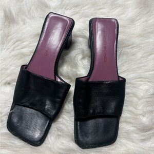 Bandolino Black Leather Square Toe Block Stacked Heel Sandals size 7.5